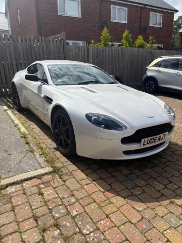 2006 Aston Martin Vantage