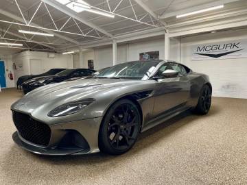 2020 Aston Martin DBS