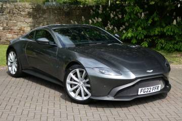 2022 Aston Martin Vantage