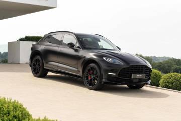 2025 Aston Martin DBX