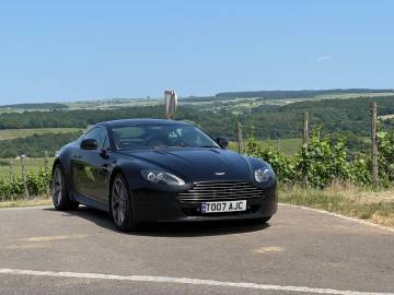 2010 Aston Martin Vantage