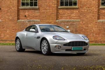 2005 Aston Martin Vanquish