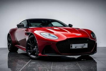 2020 Aston Martin DBS