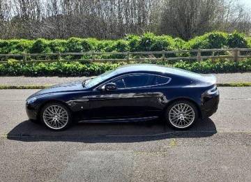 2011 Aston Martin Vantage