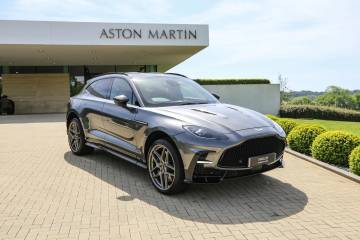 2025 Aston Martin DBX