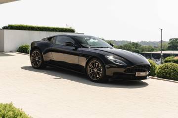 2022 Aston Martin DB11