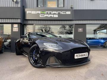 2022 Aston Martin DBS