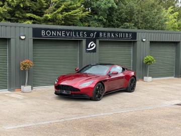 2019 Aston Martin DB11