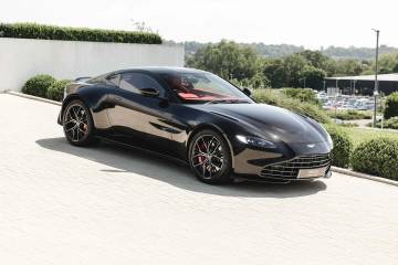 2022 Aston Martin Vantage