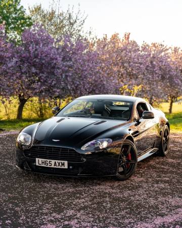 2015 Aston Martin Vantage