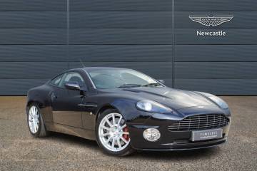 2005 Aston Martin Vanquish