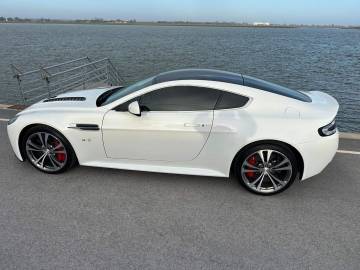 2015 Aston Martin Vantage