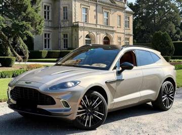 2023 Aston Martin DBX