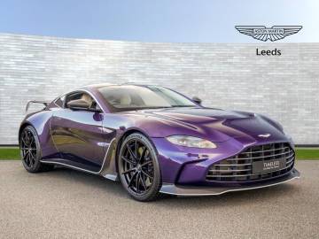 2022 Aston Martin Vantage