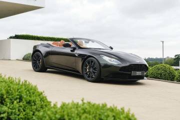 2022 Aston Martin DB11