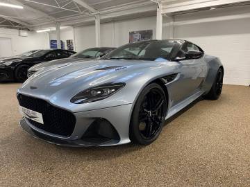 2019 Aston Martin DBS