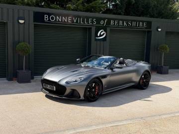2021 Aston Martin DBS