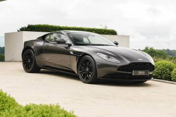 2021 Aston Martin DB11