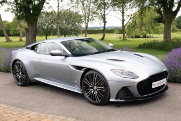 2020 Aston Martin DBS