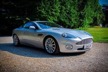 2002 Aston Martin Vanquish