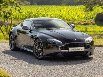 2016 Aston Martin Vantage