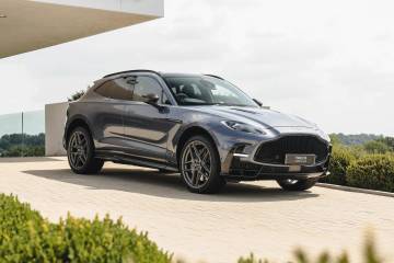 2025 Aston Martin DBX