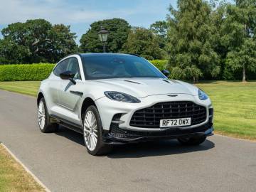 2022 Aston Martin DBX