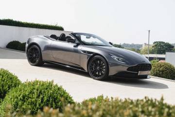 2023 Aston Martin DB11