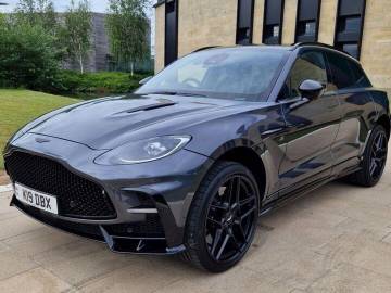 2025 Aston Martin DBX