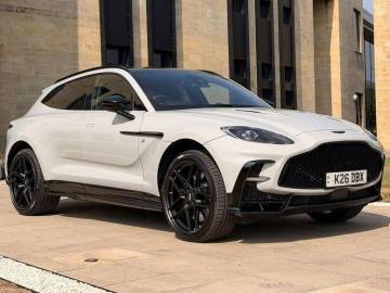 2025 Aston Martin DBX