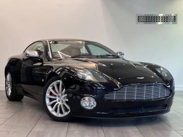 2004 Aston Martin Vanquish