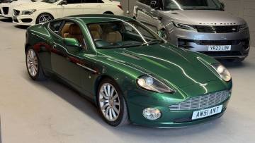2001 Aston Martin Vanquish