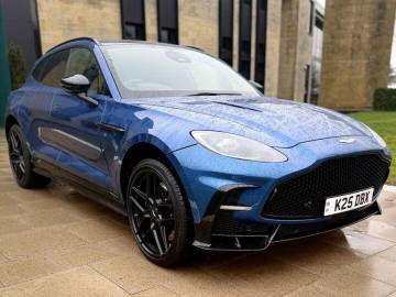 2025 Aston Martin DBX