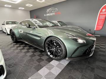 2025 Aston Martin Vantage