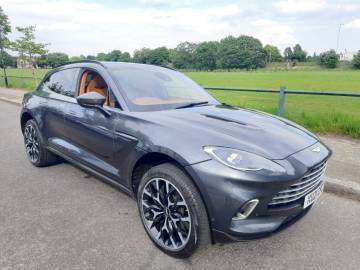 2021 Aston Martin DBX