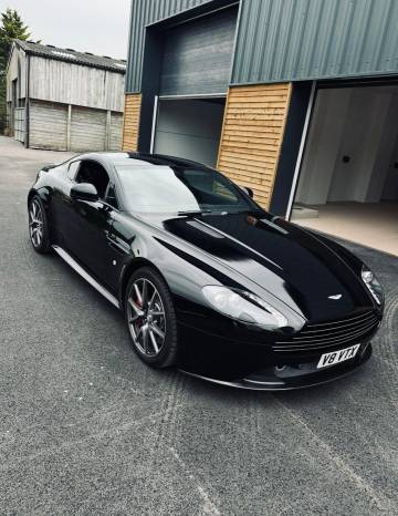 2012 Aston Martin Vantage