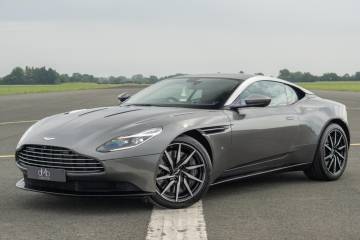 2017 Aston Martin DB11