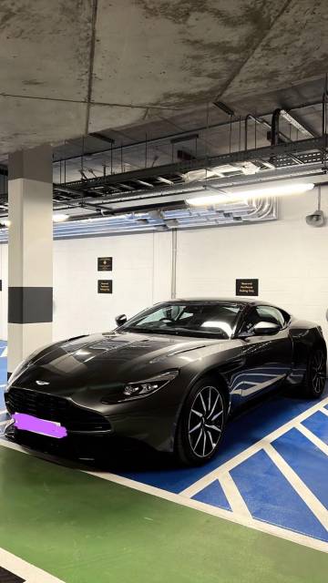 2017 Aston Martin DB11