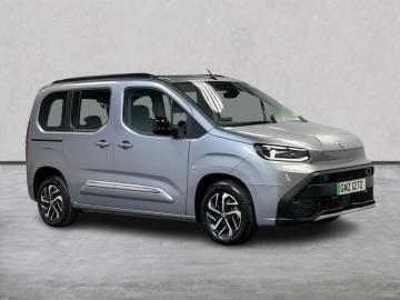 2025 Toyota PROACE CITY Verso