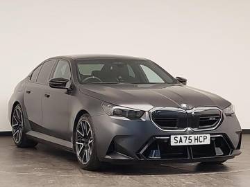 2025 BMW M5