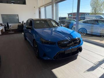 2026 BMW M5