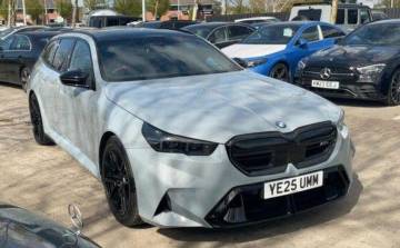 2025 BMW M5