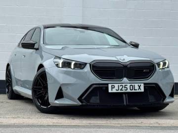 2025 BMW M5