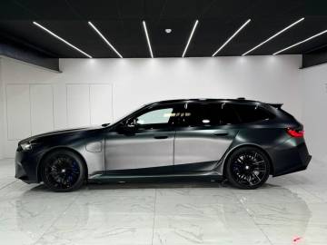 2025 BMW M5