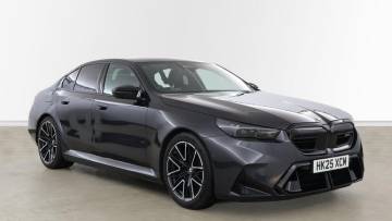 2025 BMW M5