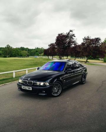 2002 BMW M5