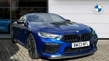 2023 BMW M8