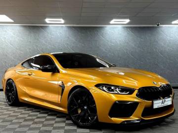 2022 BMW M8