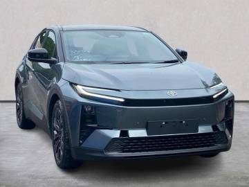 Toyota C-HR+