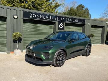 2025 Porsche Macan
